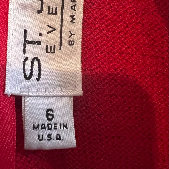 St. John Evening Sz 6 - Red Backless Rhinestone Detailing Cocktail Dress - HOT!! - Picture 7 of 7